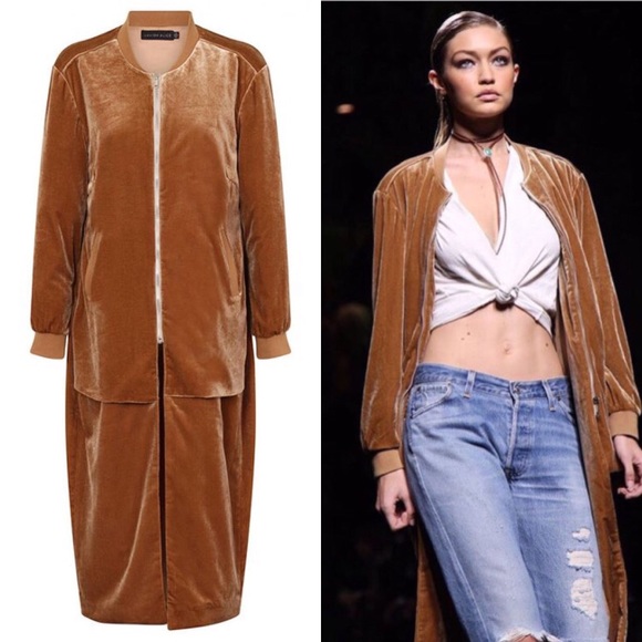 Flash Sale ⚡Lavish Alice Velvet Full Bomber Jckt - Picture 2 of 6